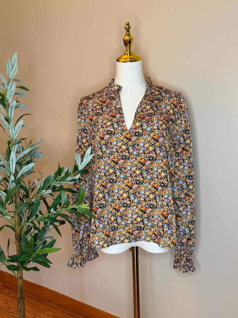 503. Floral Ruffle Neck Long Sleeve Blouse | Vintage Inspired Boho Top - Picture 2 of 3